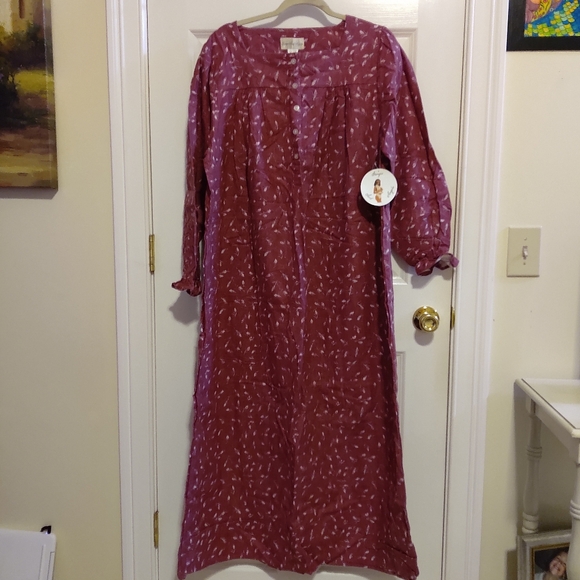 NEW Giorgio Santa Angelo Long sleeve Cotton Nightgown Size L - Picture 1 of 6